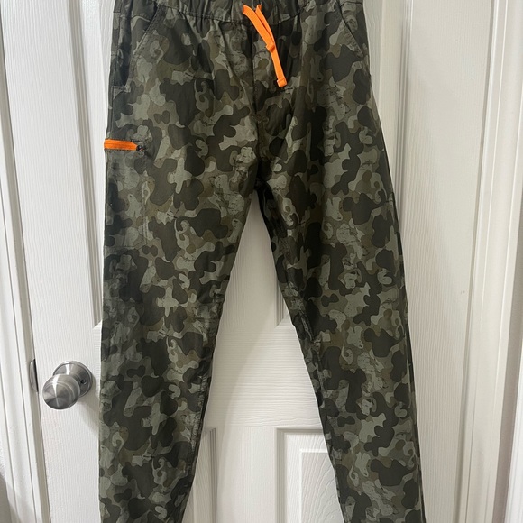 Camouflage Jogger Pants - Picture 3 of 6